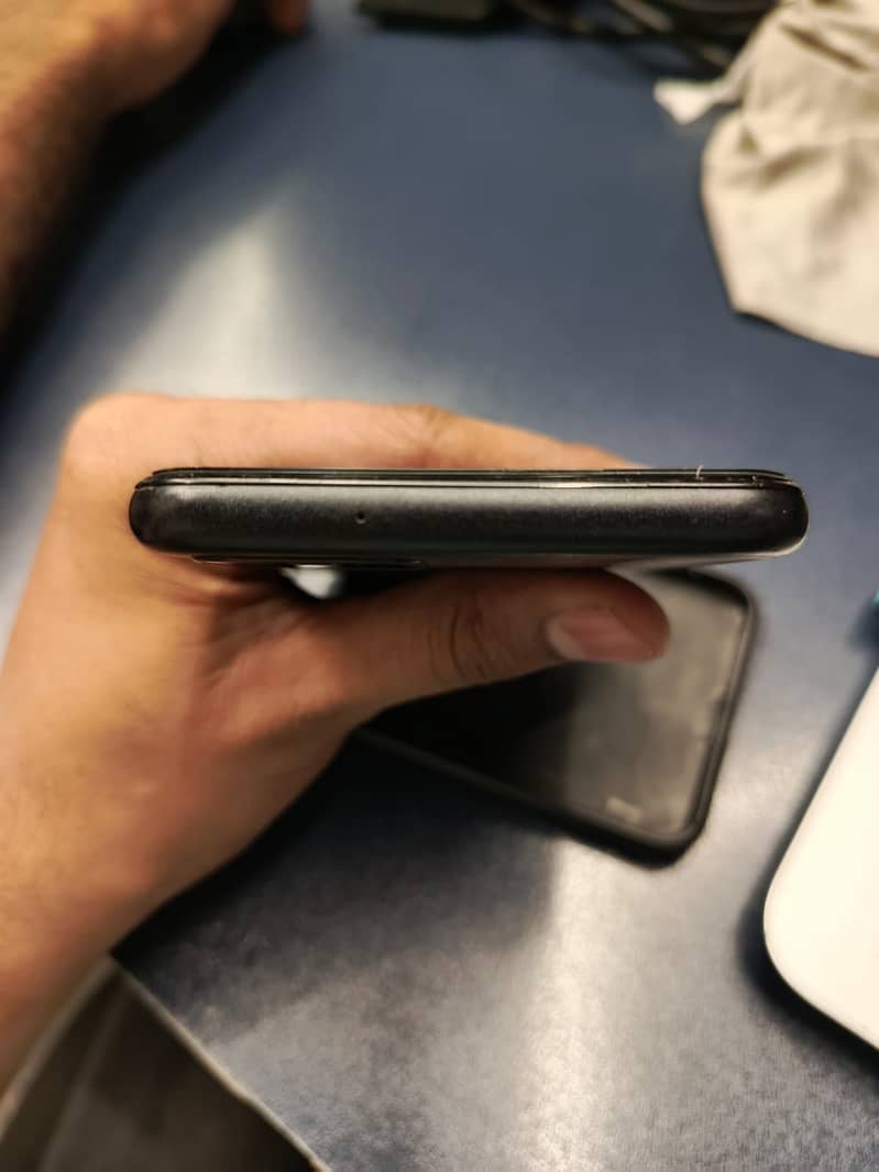 Google Pixel 5 128GB Smooth Camera & Performance 7