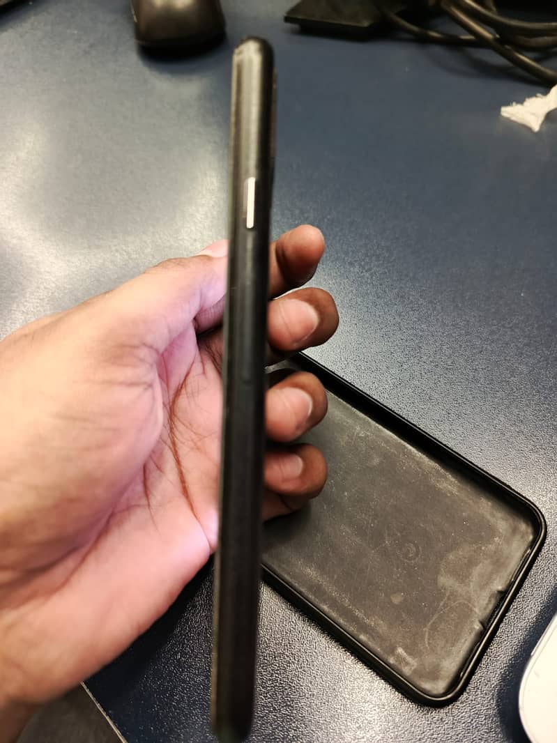 Google Pixel 5 128GB Smooth Camera & Performance 10