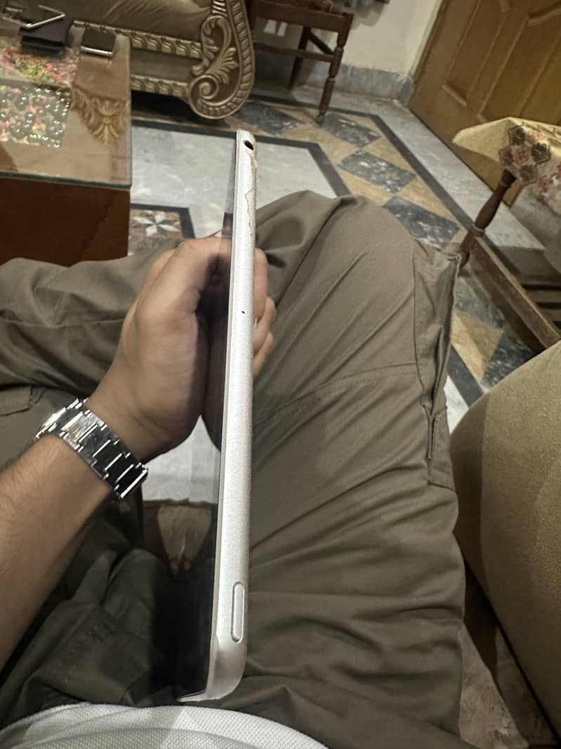 Ipad 9th generation 64Gb 3