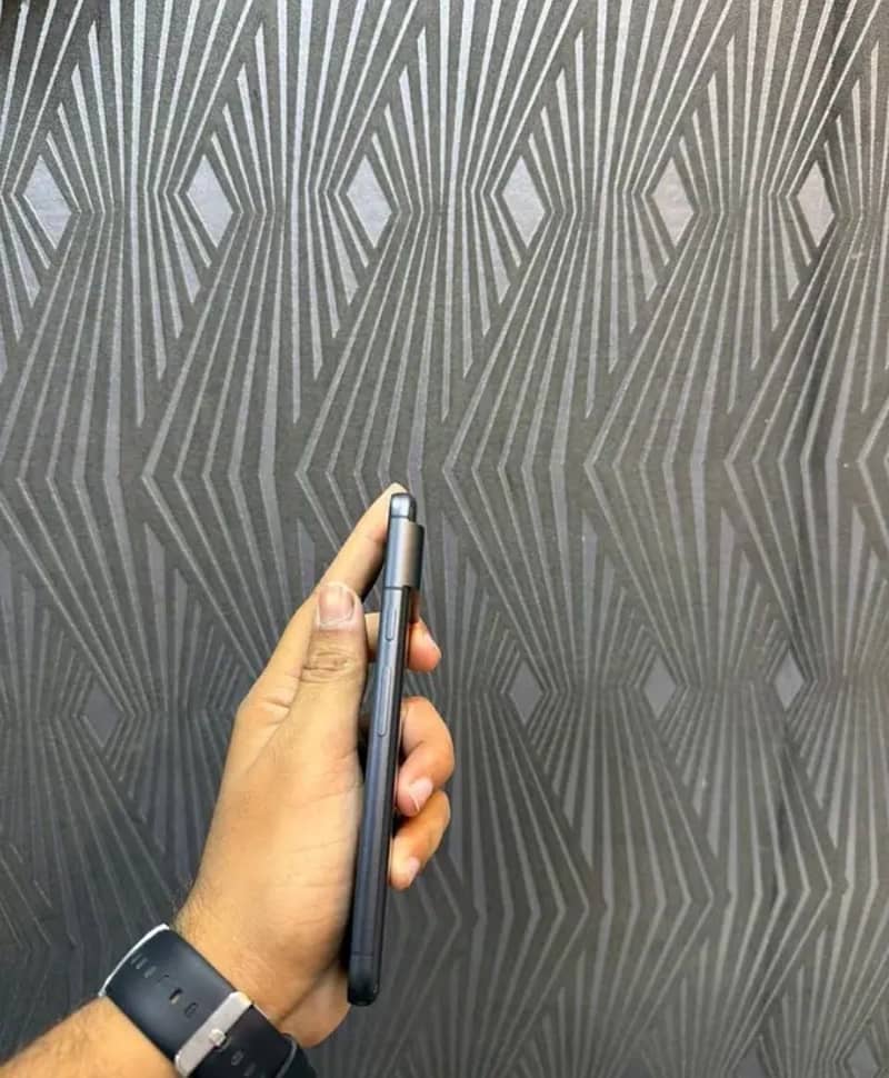 Pixel 8 3
