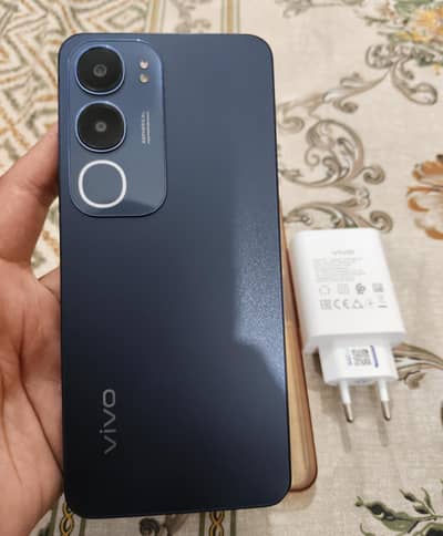 Vivo Y19s 4+4/128gb With Original Adapter