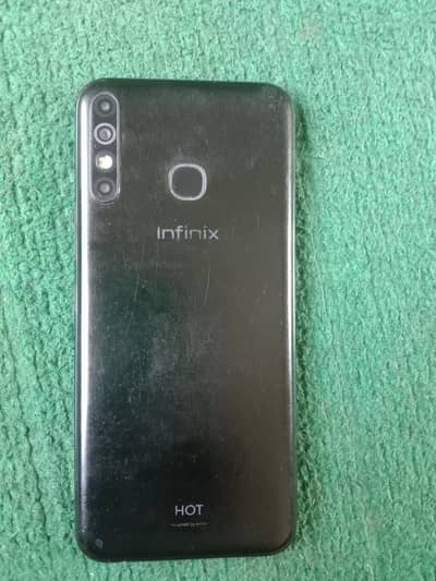 Infinix Hot 8