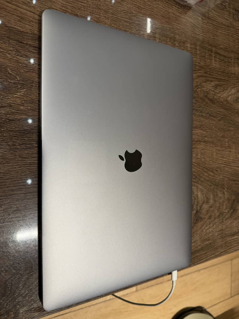 Macbook Pro 2017 0
