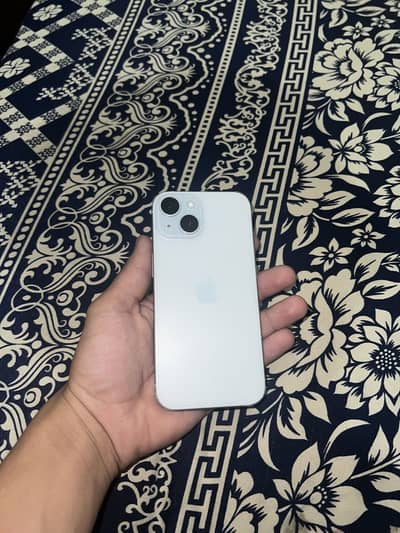 Apple iPhone 15