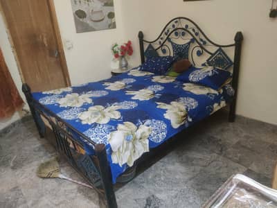 Iron double bed for sale