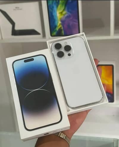 i Phone xmx 11,12,13,14,15,16 pro max on instalment Whatsap 3307173282
