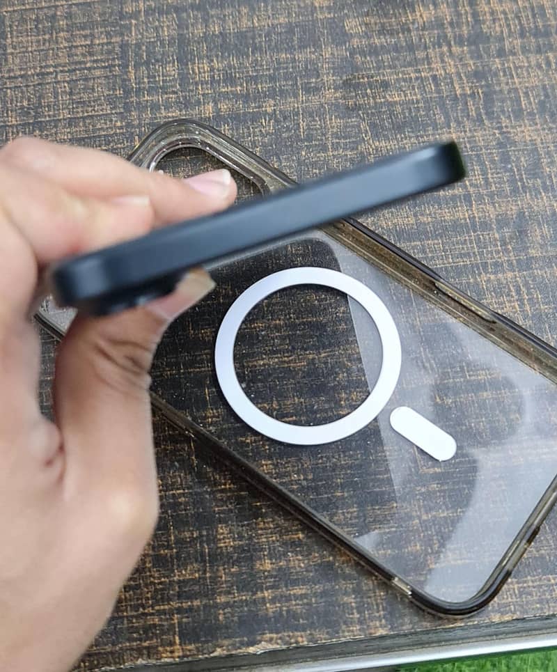 Apple iPhone 16 Plus 5
