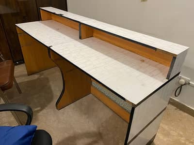 TABLE FOR OFFICE - 2 PERSON TABLE (JOINT WITH SCREWS)
