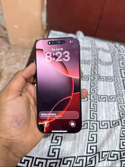 Iphone 16 Pro Max.