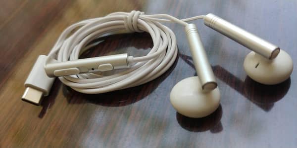 USB type C wired earphone excellent sound quality