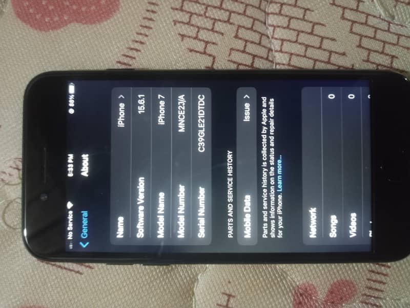 Apple iPhone 7 2