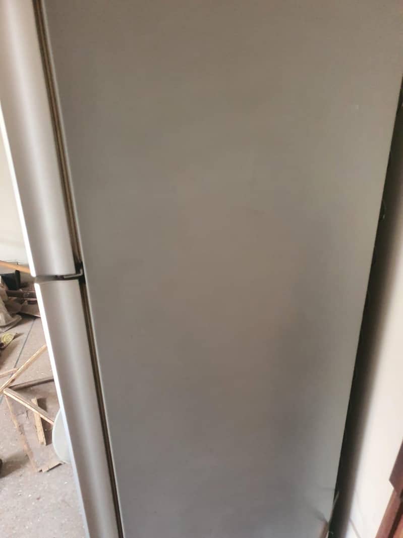 Refrigerator 4