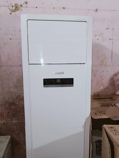 Gree floor standing ac 2 ton