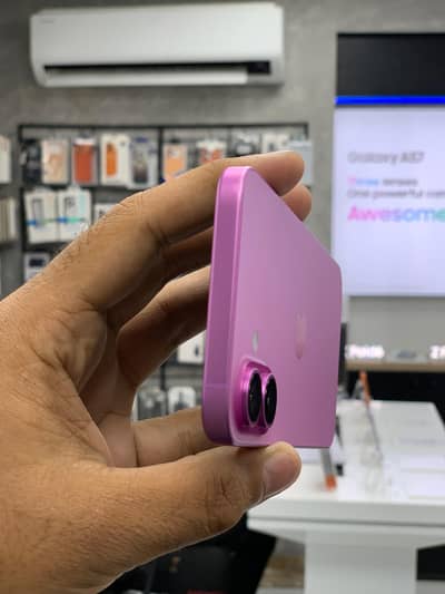 Apple iPhone 16 Plus