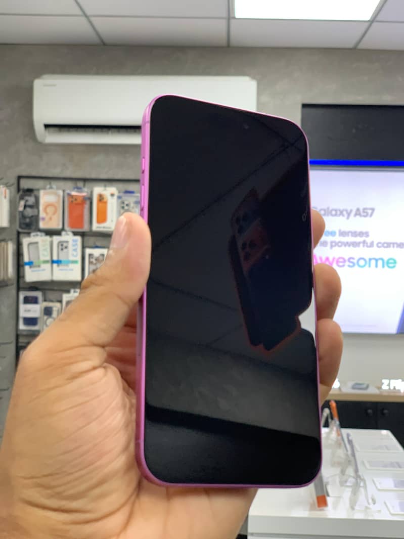 Apple iPhone 16 Plus 2