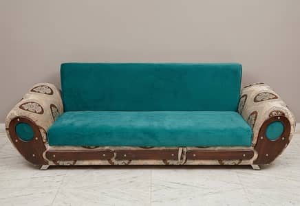 Stylish Emerald Green Velvet 3-Seater Sofa for Sale