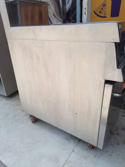 Hotel Setup For Sale Belt oven, fryer, salad bar table, dough machine