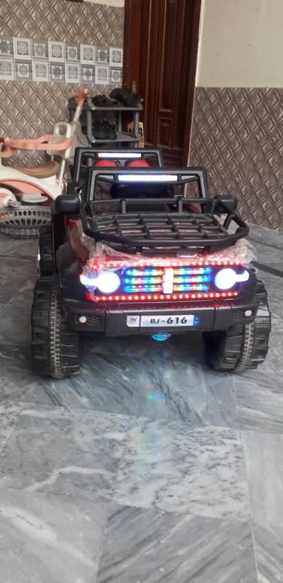 kids vehicle kids car for sale condition 10/10 bilkul new ha no fault