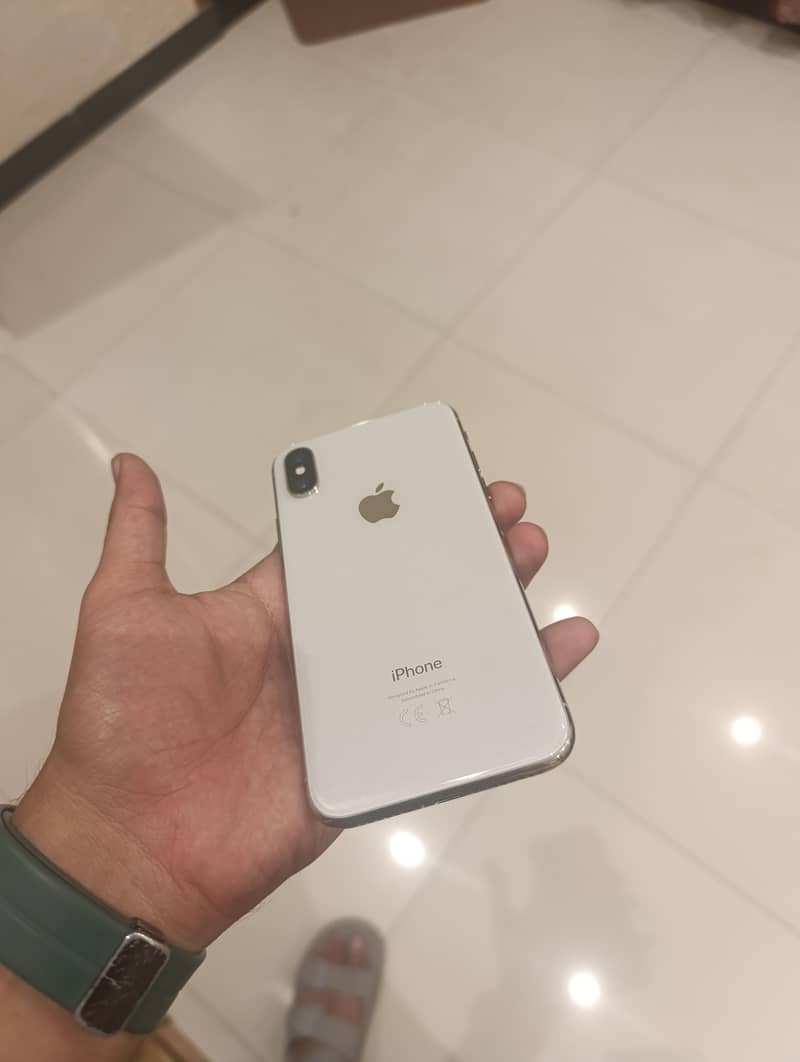 Apple iPhone X 6