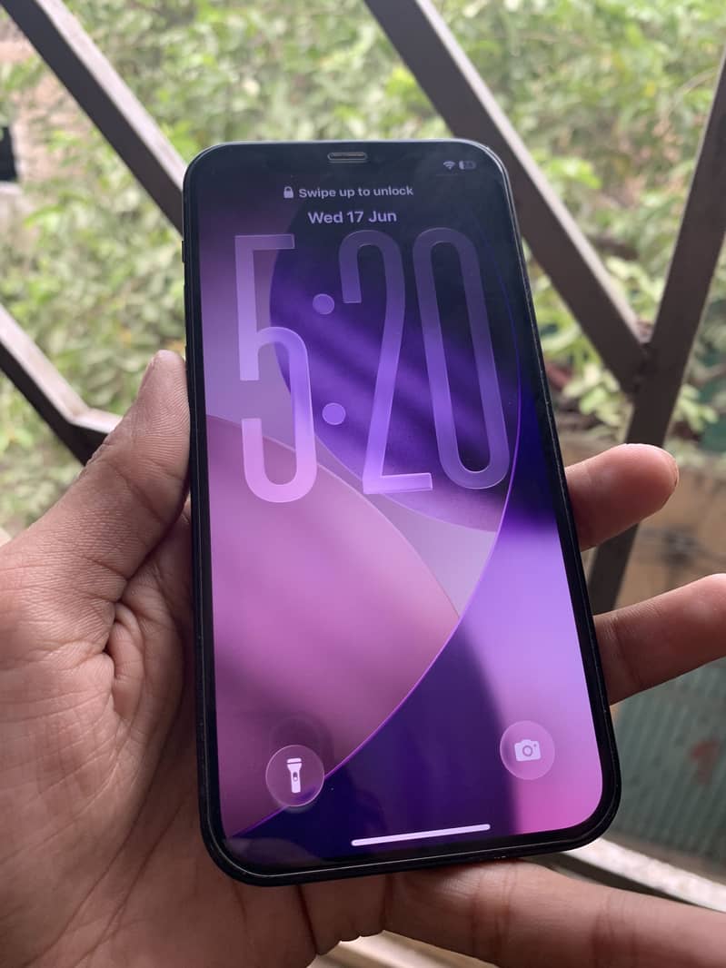 iPhone 12 2