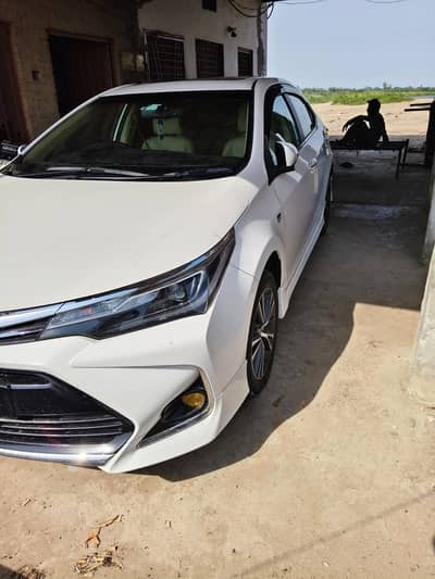 Toyota Corolla Altis Grande X CVT-i 1.8 Beige Interior 2021