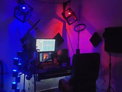 Full studio setup, Urgent sale ,Condition 10,10  1st hand used