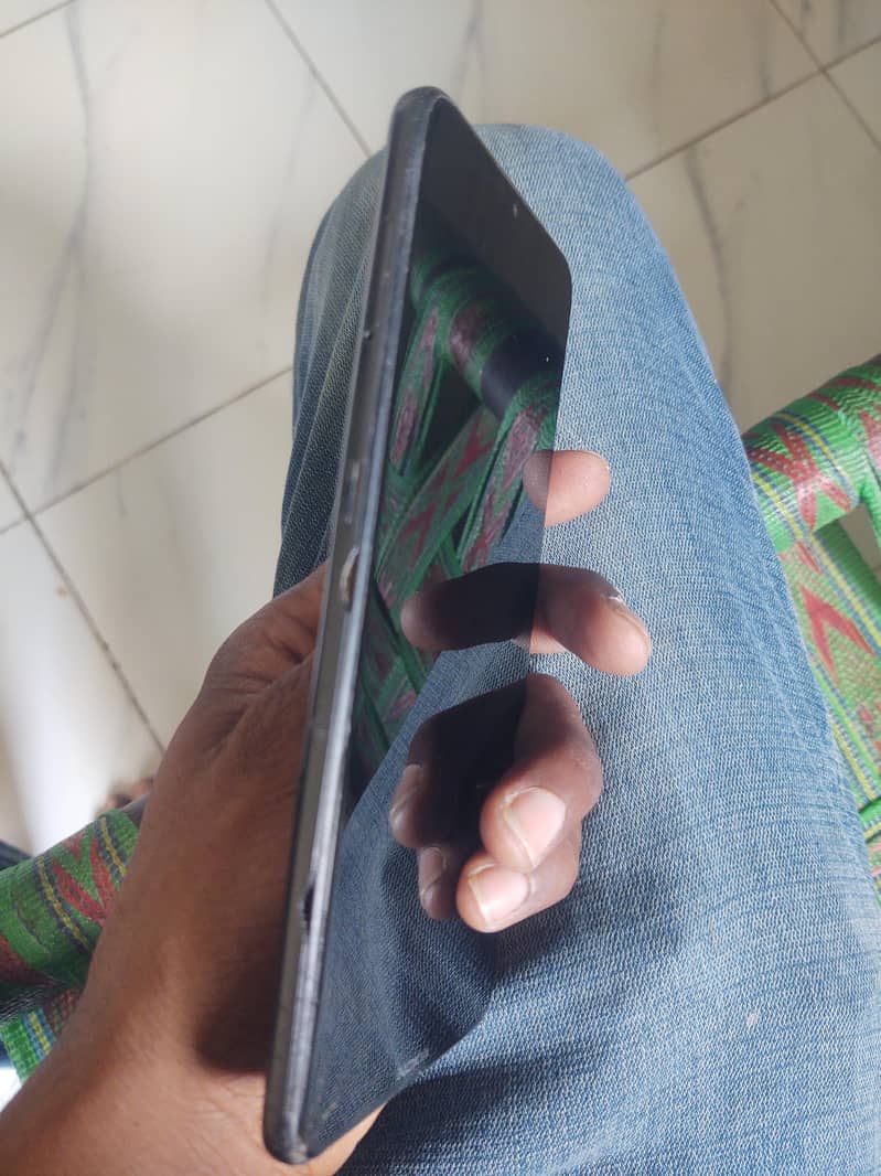 Nokia 1 3