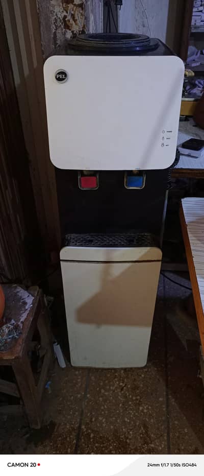 pel dispenser