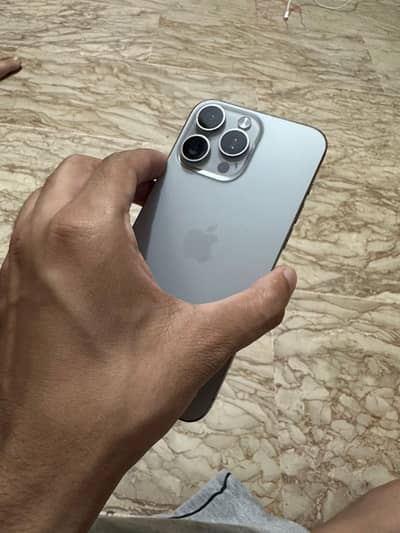 Apple iPhone 15 Pro Max