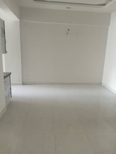VIP BRAND NEW 3 BED FLAT FOR RENT WITH LIFT GENERATOR No Dringroom