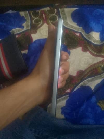 Infinix hot 60i 6/128