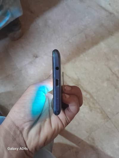 tecno Spark 6 4/64 with boxx and charger