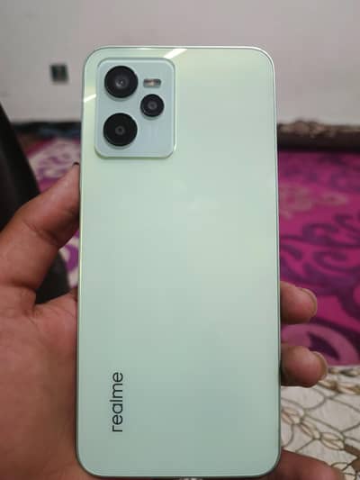 Realme C35