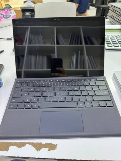 Microsoft Surface Go 2 | Core m3 8th Gen | 8GB RAM | 128GB NVMe SSD |