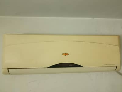 1 ton ac Non invertor. Super Asia