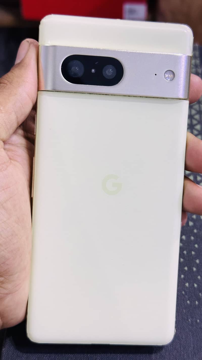 Google Pixel 7 2