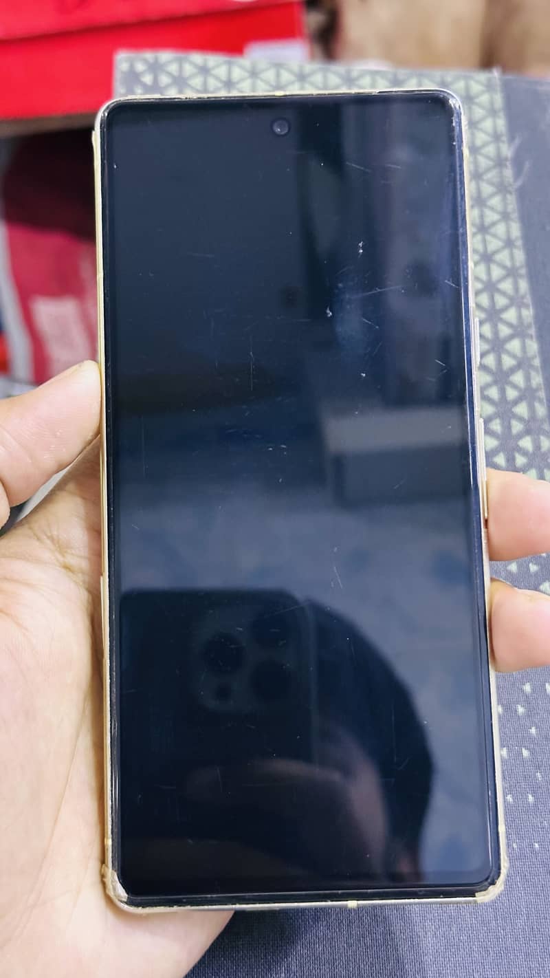 Google Pixel 7 5