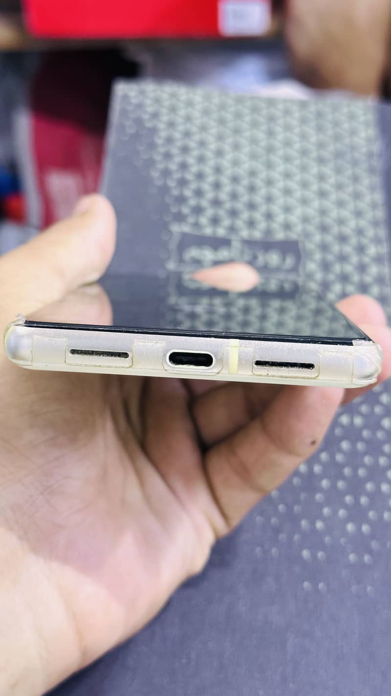 Google Pixel 7 6