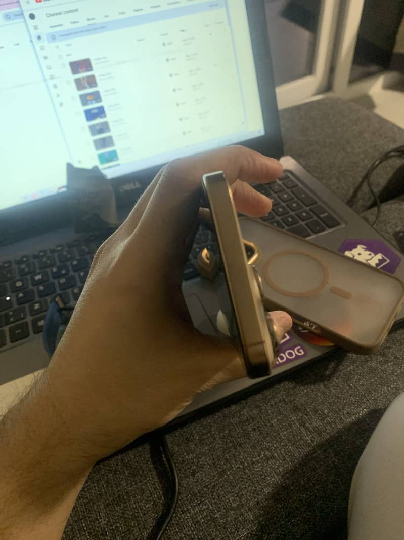 Iphone 16 pro max 1