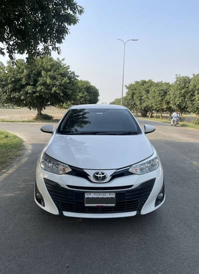 Toyota Yaris Ativ 1.3 CVT 2020