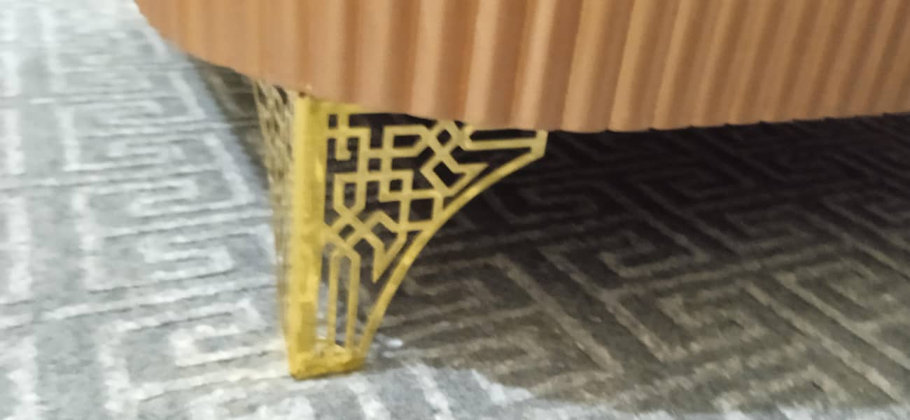 Acrylic central table 5