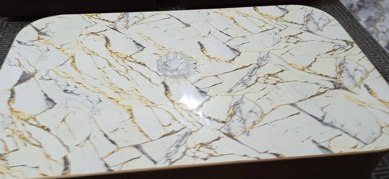 Acrylic central table 7