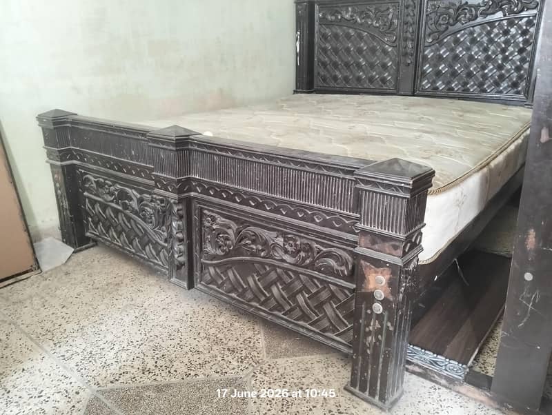 double bed with dressing table 2