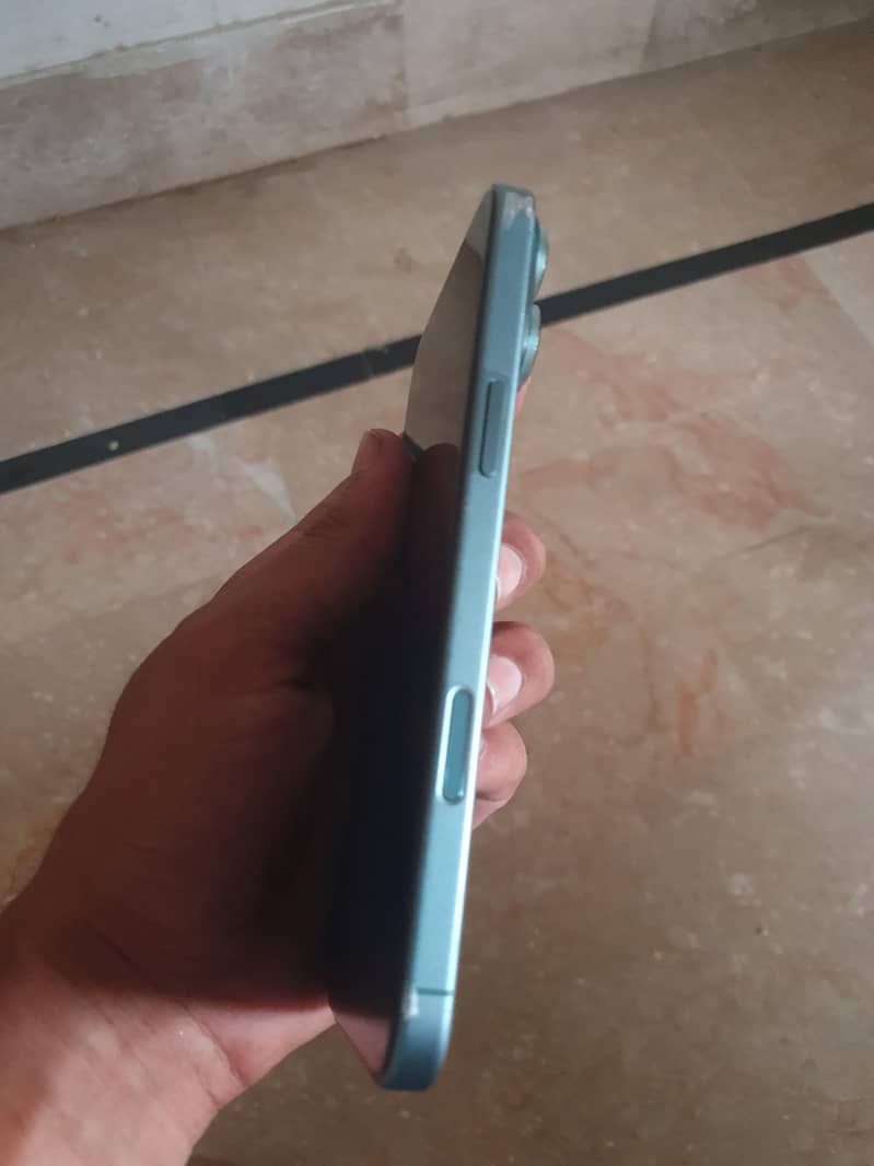 Apple iPhone 16 Plus 5