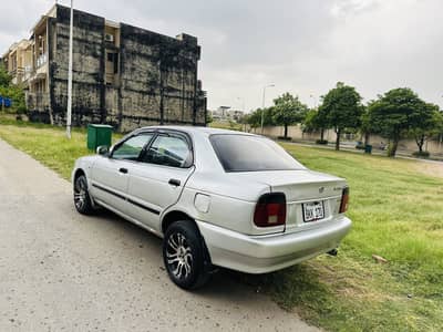 Suzuki Baleno JXR 2005