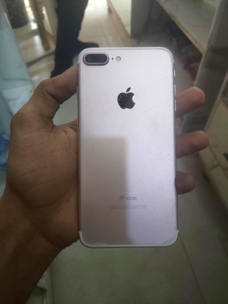Apple iPhone 7 Plus 0