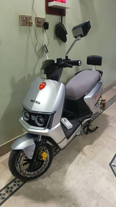 Metro M6 Empower Graphine 10/10 condition
