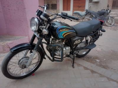 Suzuki GS 150 (2012) power full engine