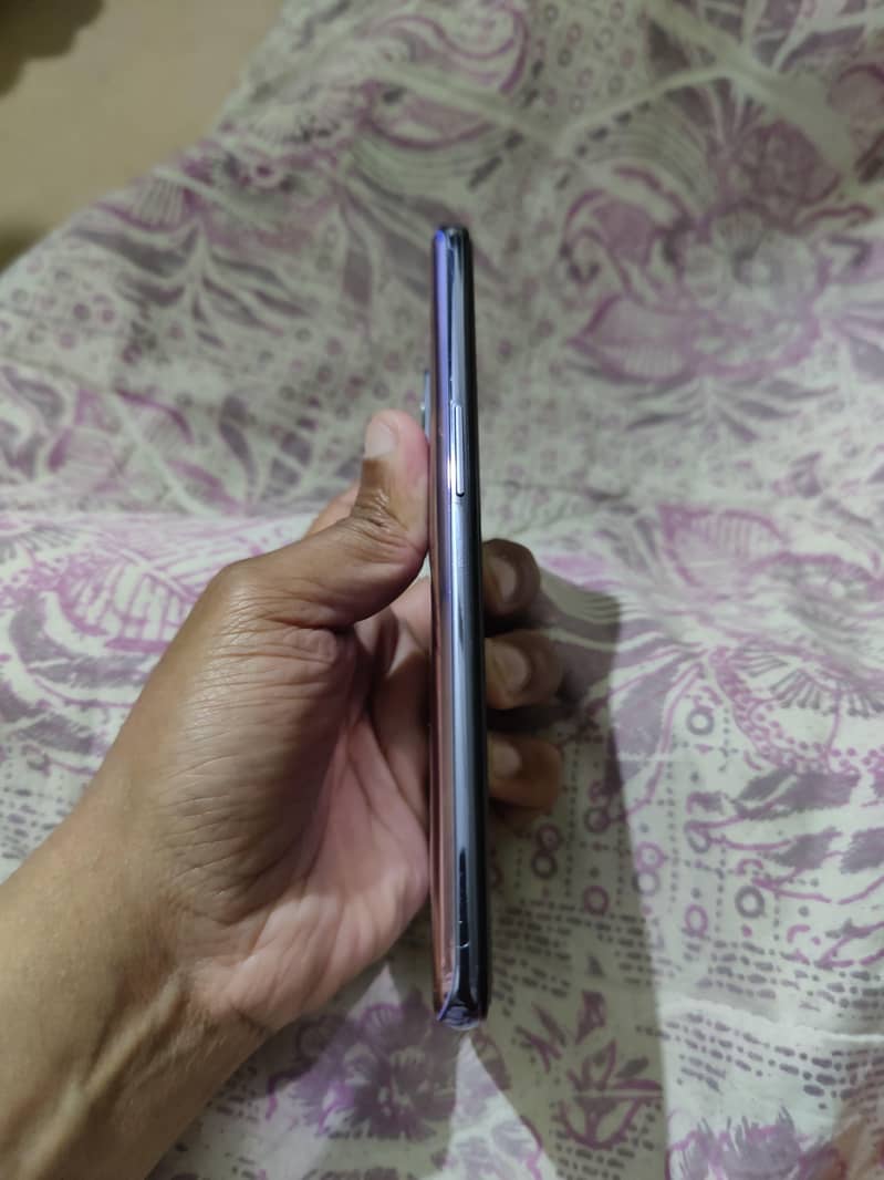 One Plus 9 4
