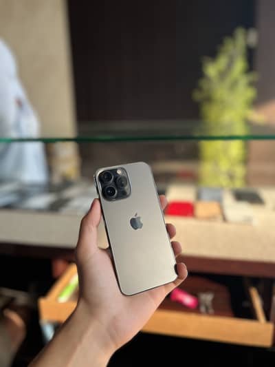 Apple iPhone 13 Pro